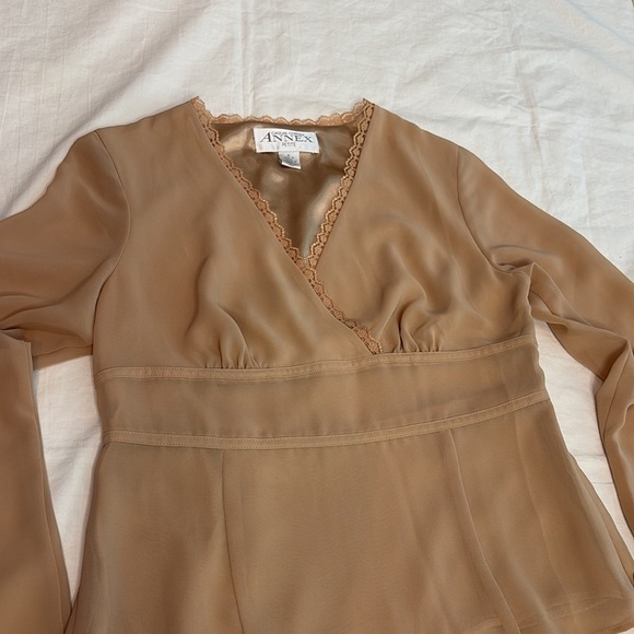 Casual Corner Women's Tan Top with Sheer Sleeves & Empire Waist - Picture 2 of 11